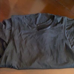 Black workout tank top